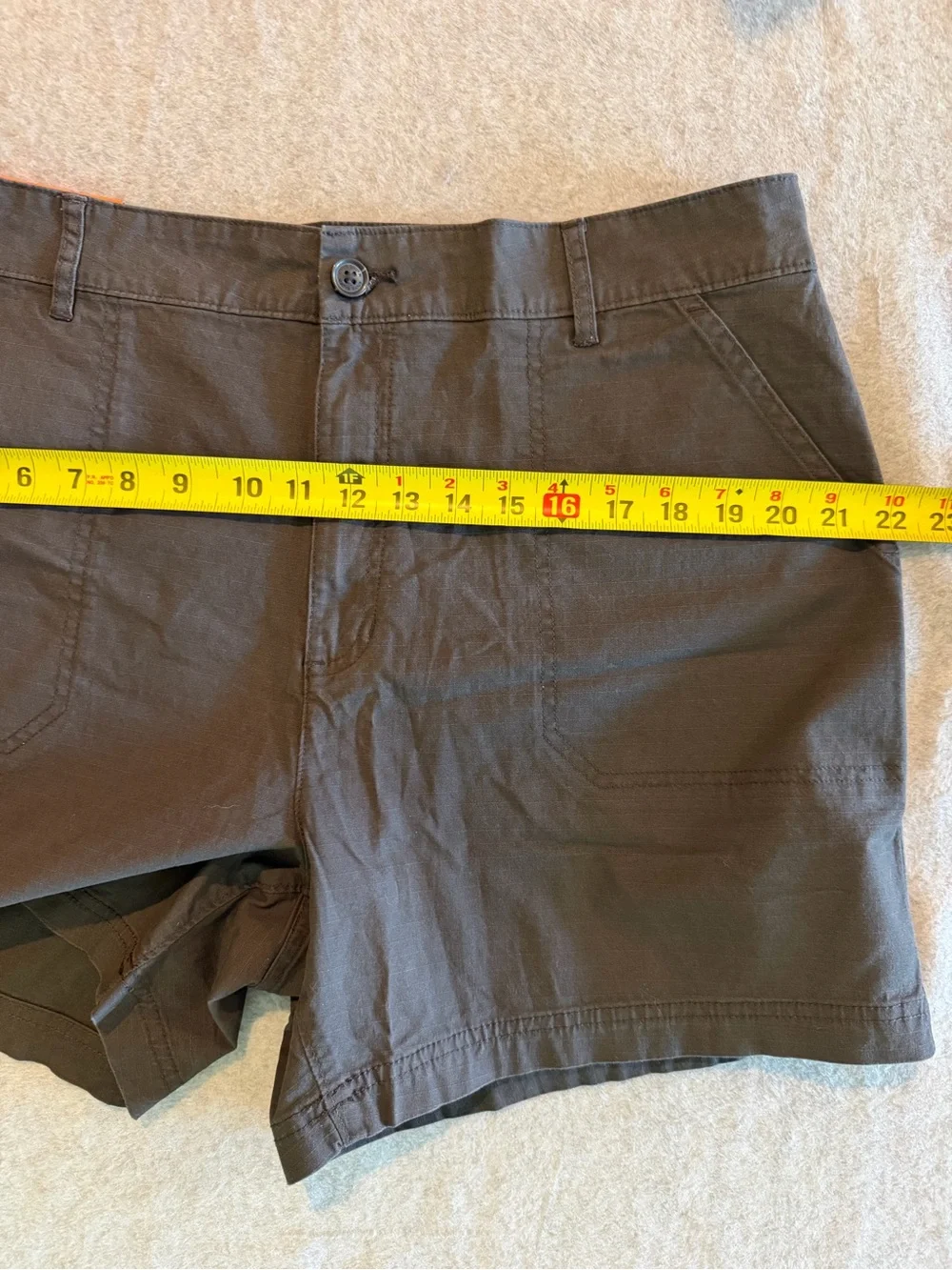 Eddie Bauer Ripstop Shorts Women’s 16 Dark Gray Hiking Outdoor Gorpcore NWT